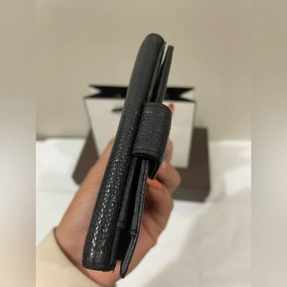 Sold‼️🖤CHANEL Compact Wallet in Caviar Leather🖤 - Picture 11 of 16